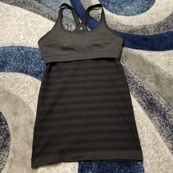 Lululemon - Picture 6 of 7